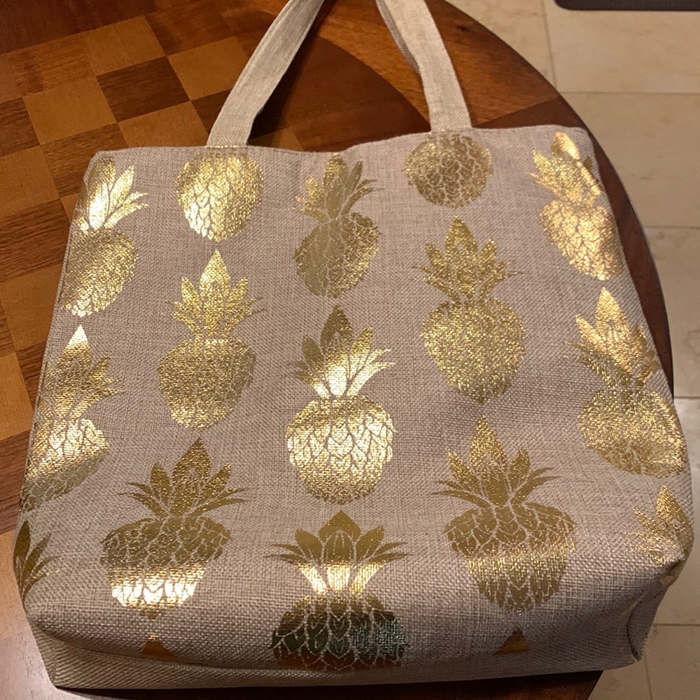 Pineapple tote bag